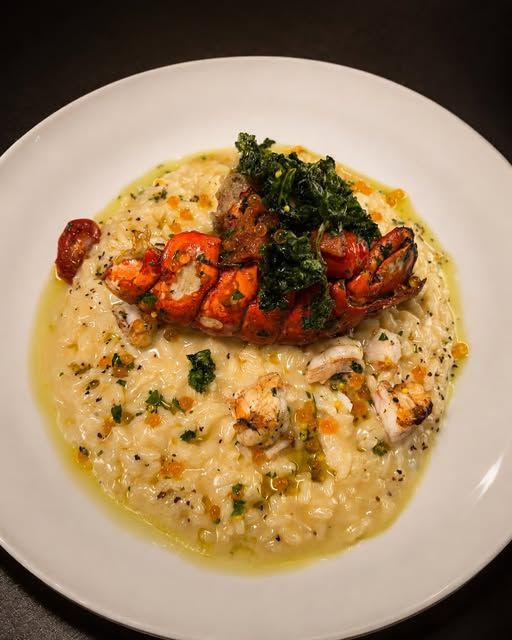 Zitronen-Risotto: Hummerschwanz · Datteltomaten · Maggia-Pfeffer · frische Kräuter · auch vegetarisch